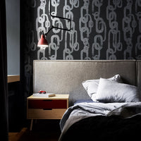 Metallic Silver Chain Pattern © Wallpaper