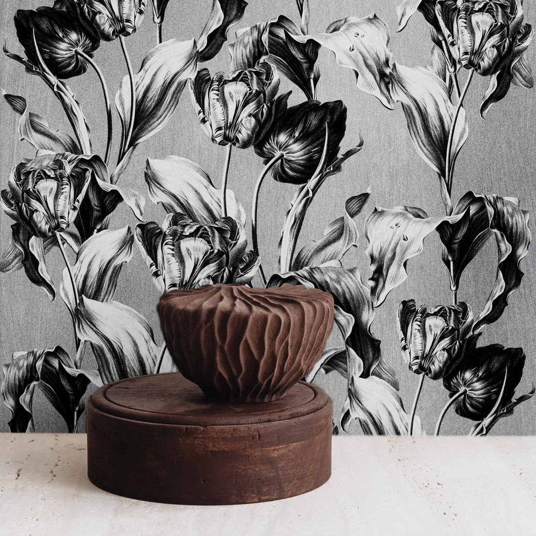 Metallic Silver Tulips Wallpaper
