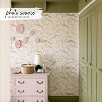 Green Botanical Wildflower Wallpaper