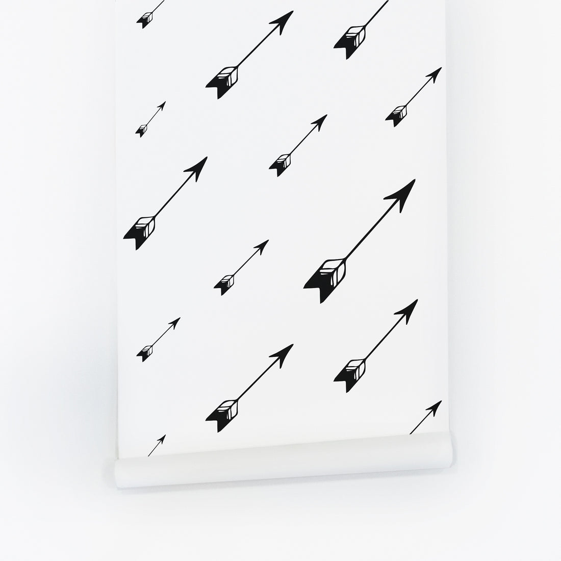 black and white arrows inspired print wallpaper for kids bedroom