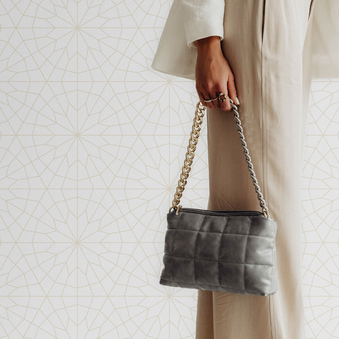 light beige geometric lines wallpaper for modern interior