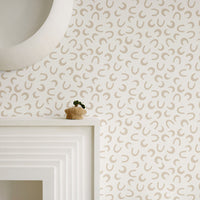 small horseshoe pattern living room wallpaper