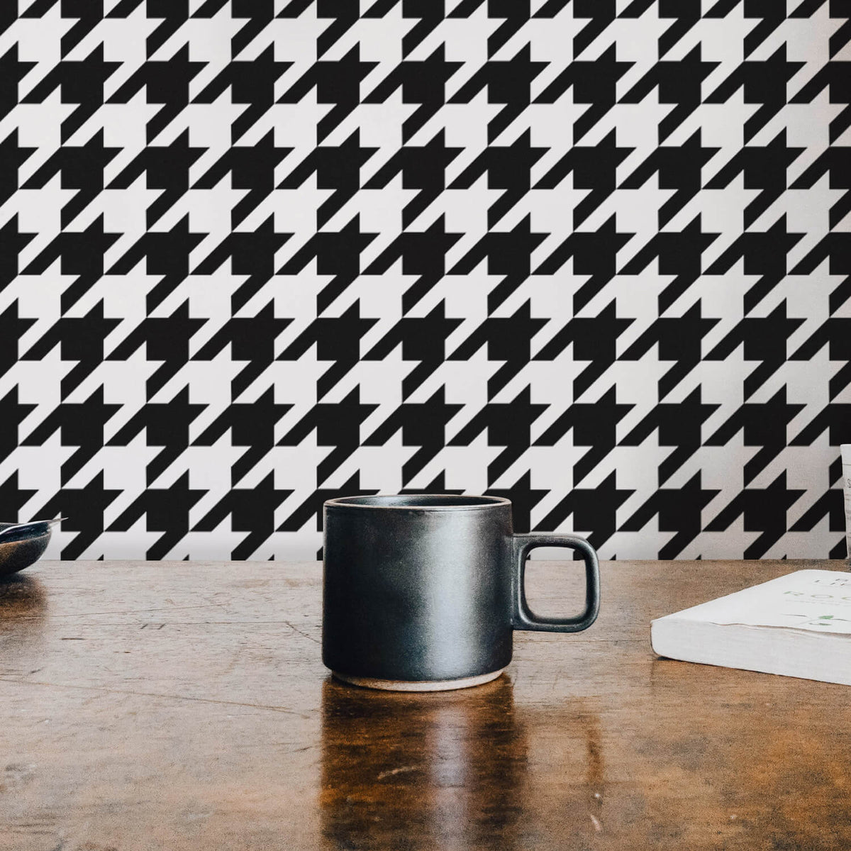 Houndstooth pattern removable wallpaper