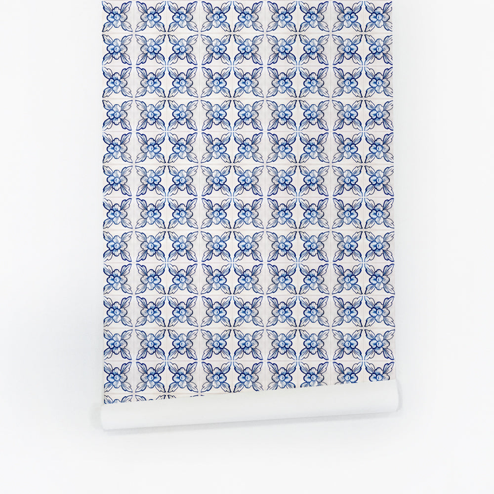 Oriental tile removable wallpaper roll
