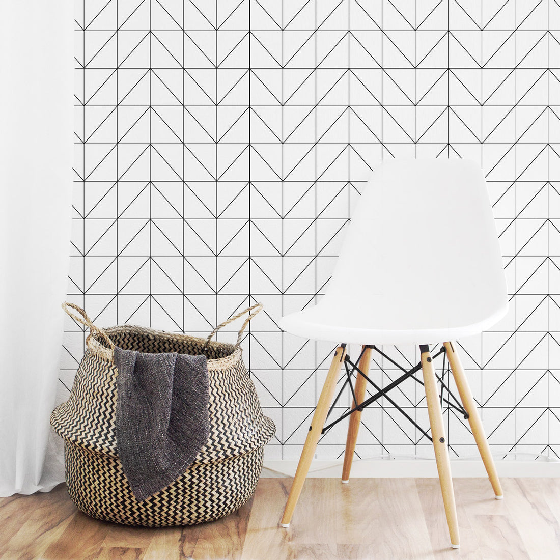 minimalistic style wallpaper with geometric chevron pattern in black and white