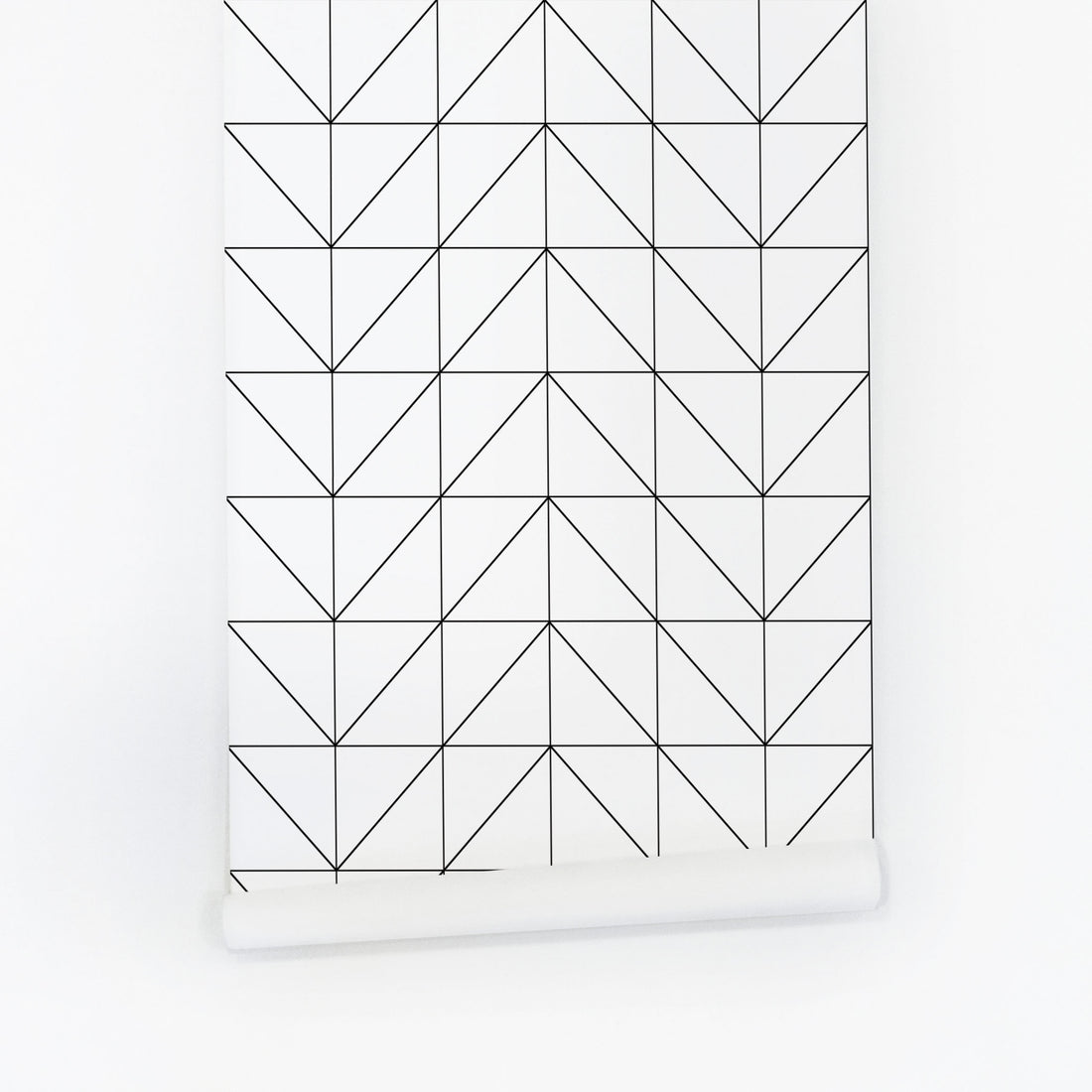 simple design wallpaper with chevron black and white lines pattern