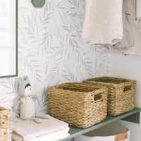 Light green botanical foliage wallpaper