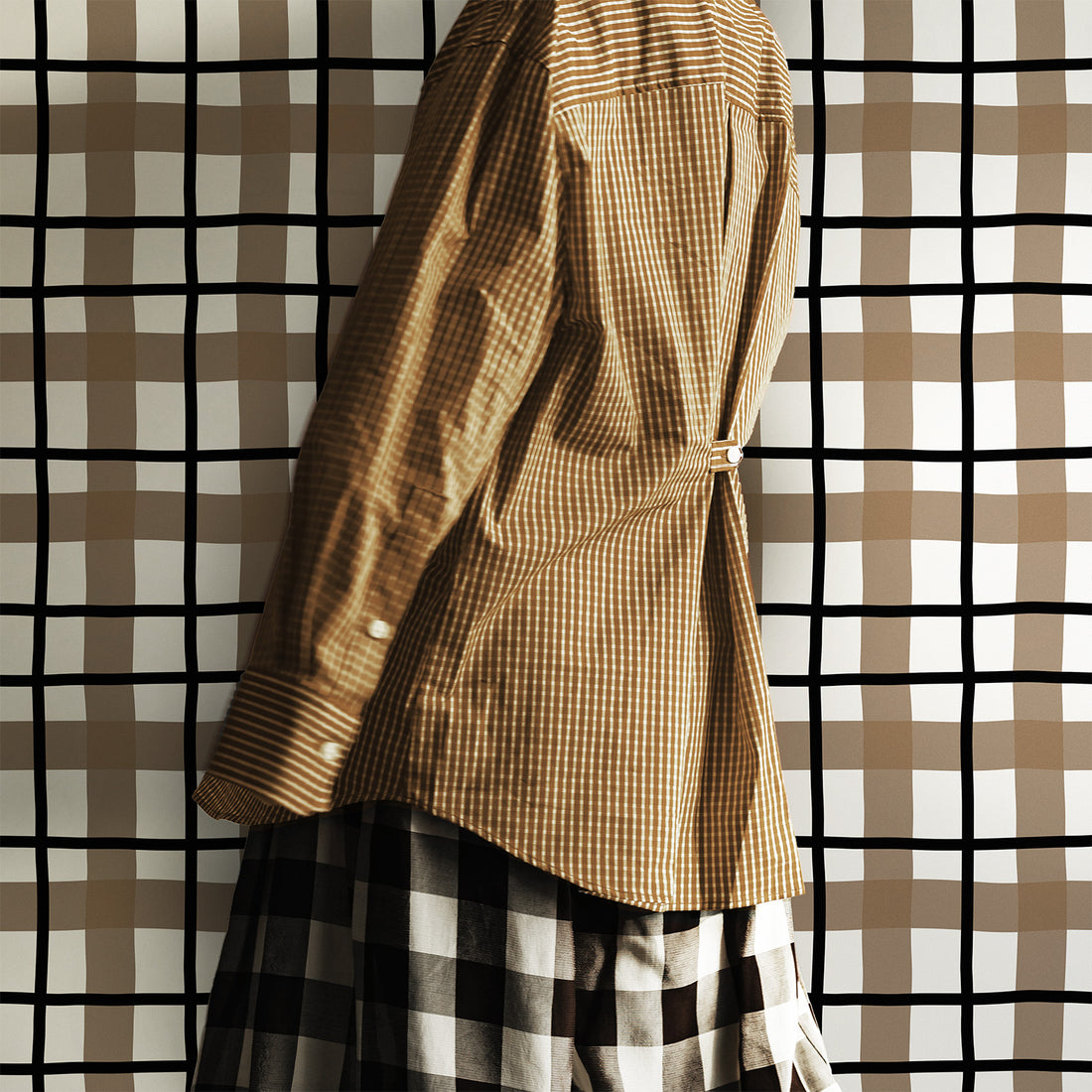 Brown Bold Plaid Design Wallpaper