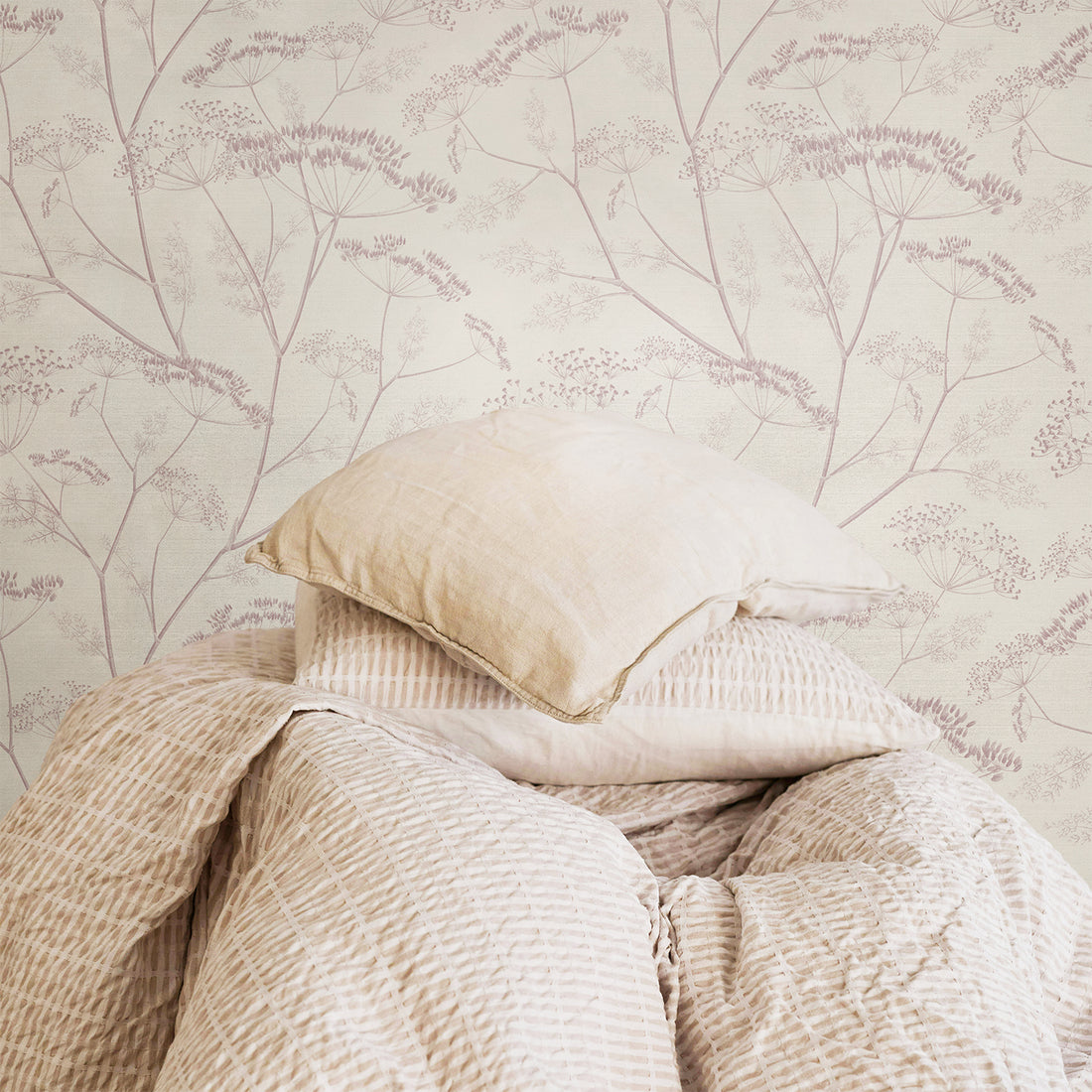 Botanical Wildflower Silk Wallpaper