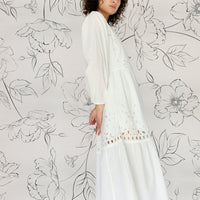 Delicate Floral Silk Wallpaper