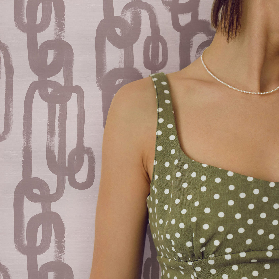 Pink Chain Pattern © Silk Wallpaper
