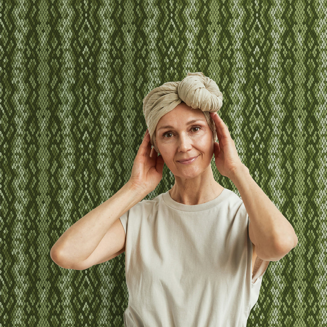 Green Snakeskin Silk Wallpaper