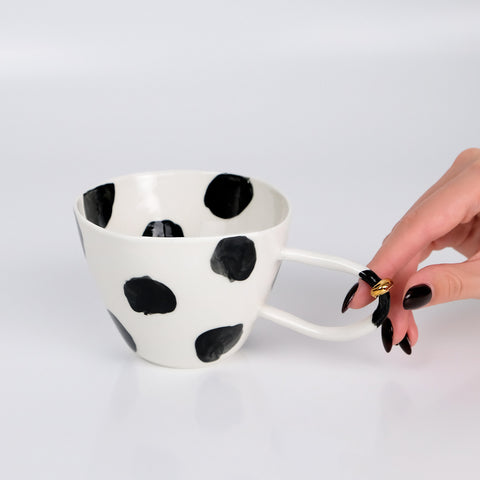 Tazza in Porcellana Fatta a Mano "Dots"