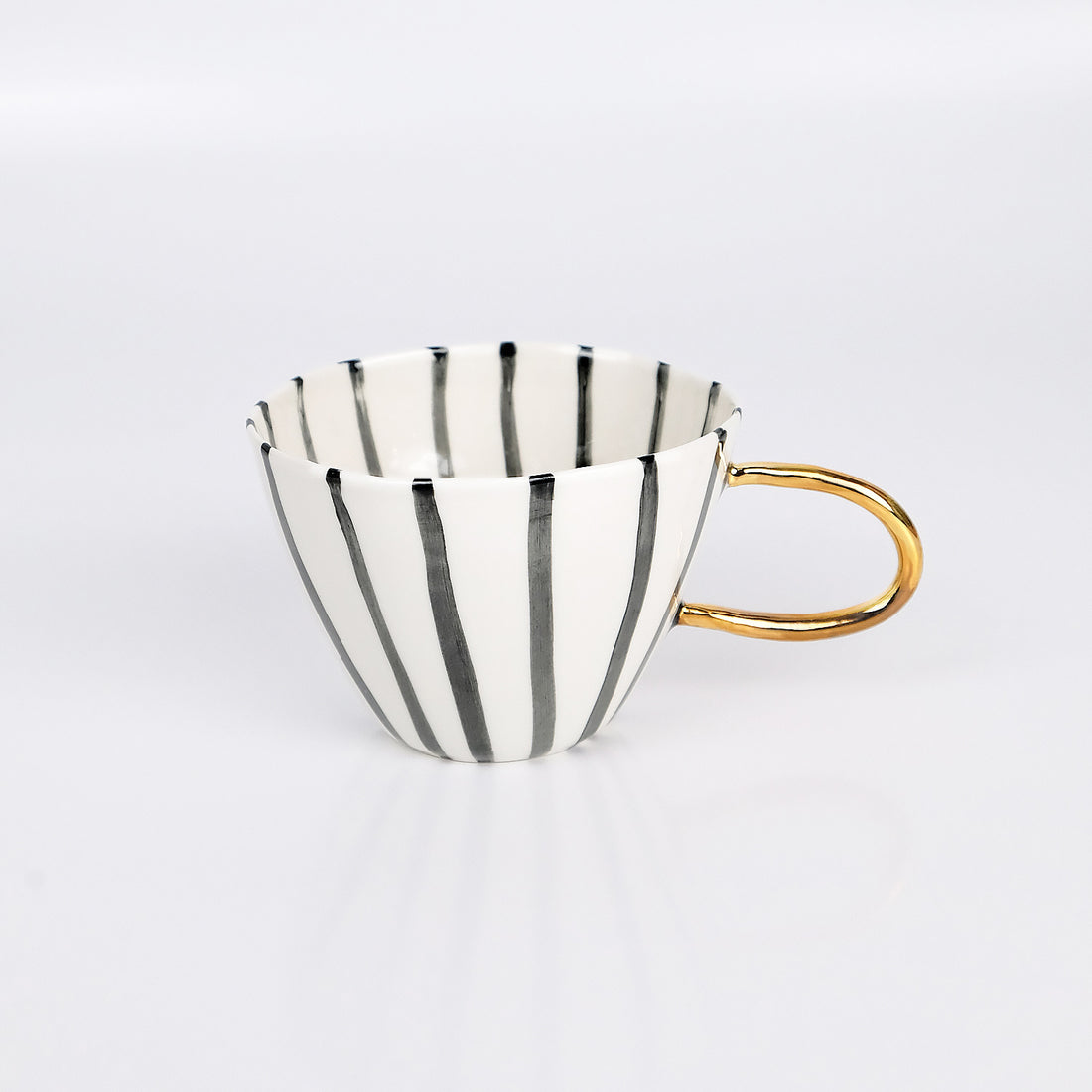 Handmade Porcelain Cup "Stripe"