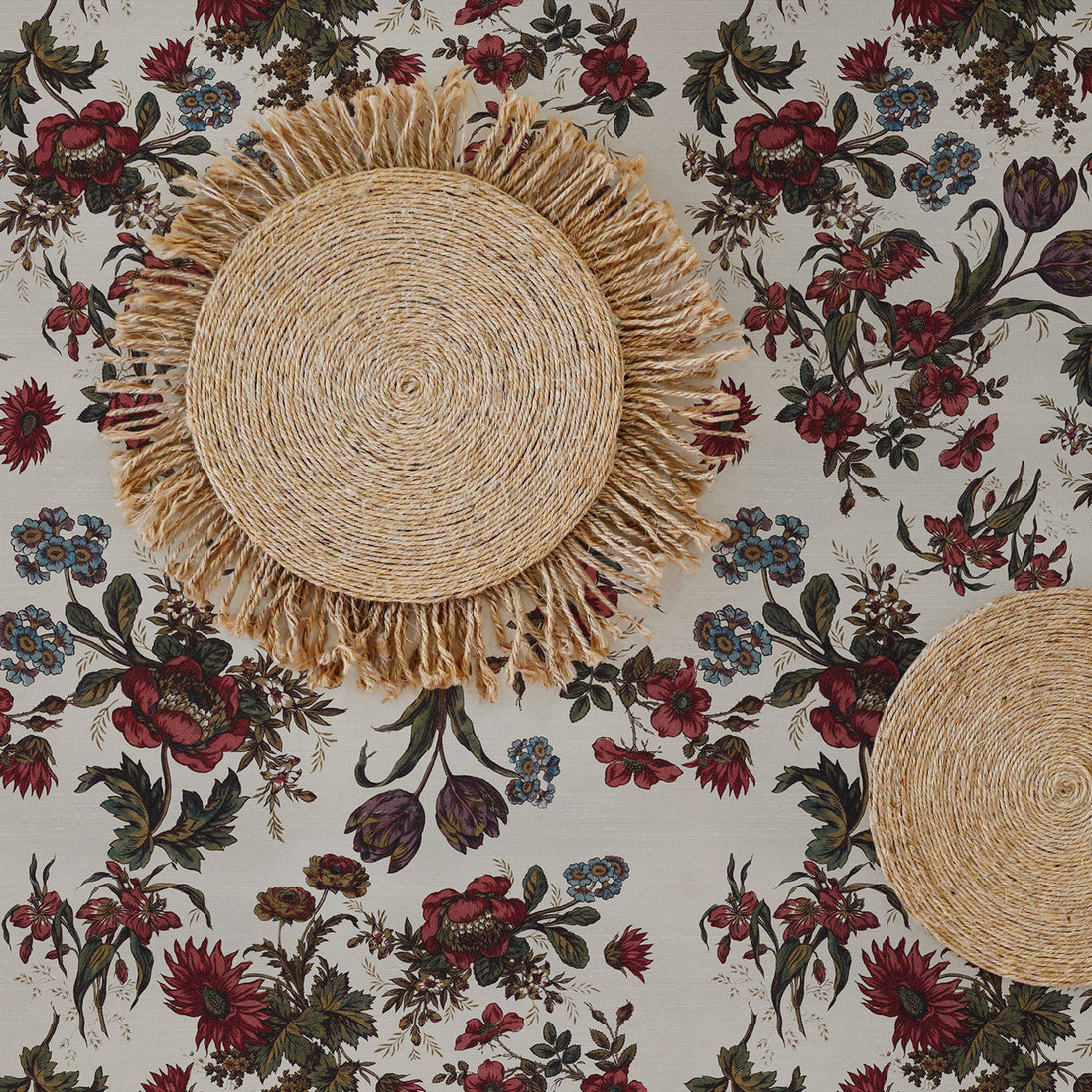 Red Vintage Floral Design Silk Wallpaper
