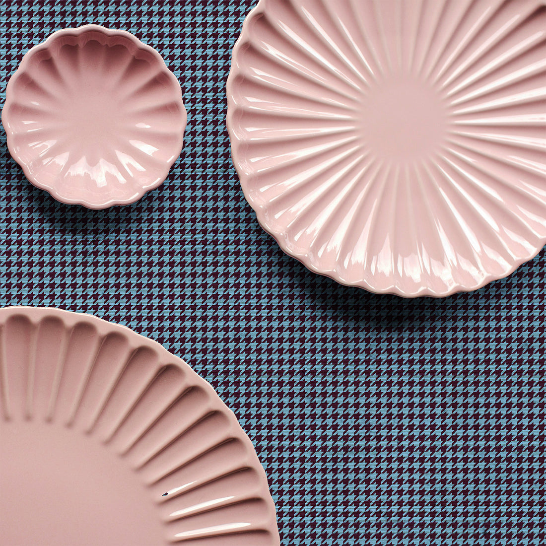 Tiny Houndstooth Grasscloth Wallpaper