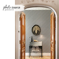 Black & white bold diagonal lines wallpaper