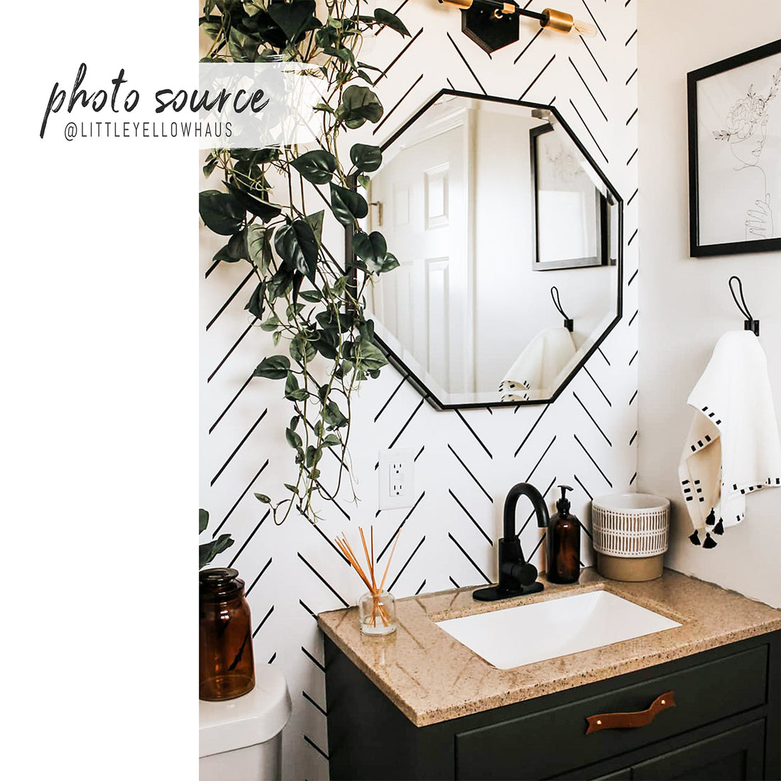 Modern delicate herringbone wallpaper