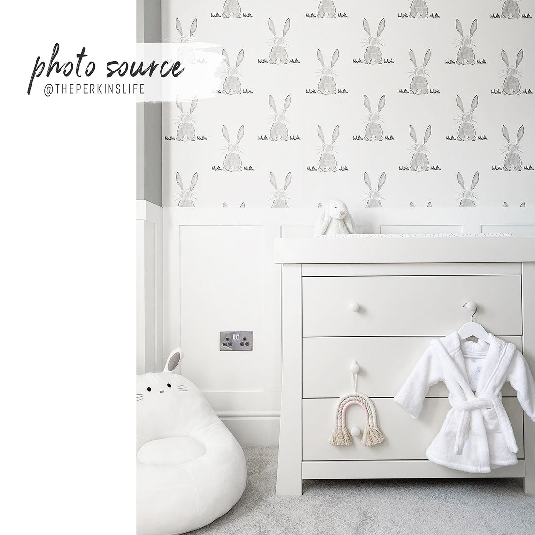 Baby bunny butt wallpaper