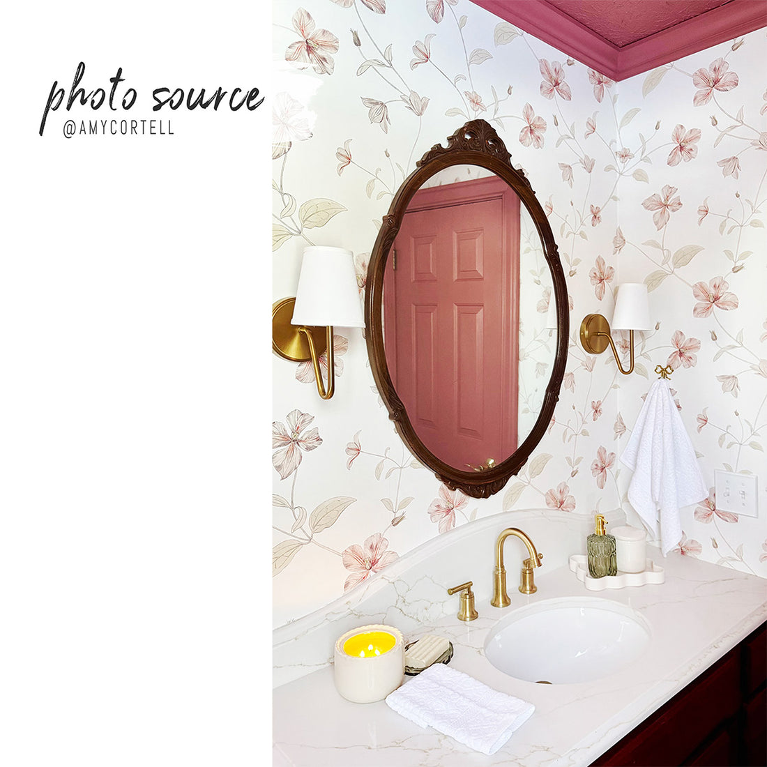 Pink Floral Print Wallpaper