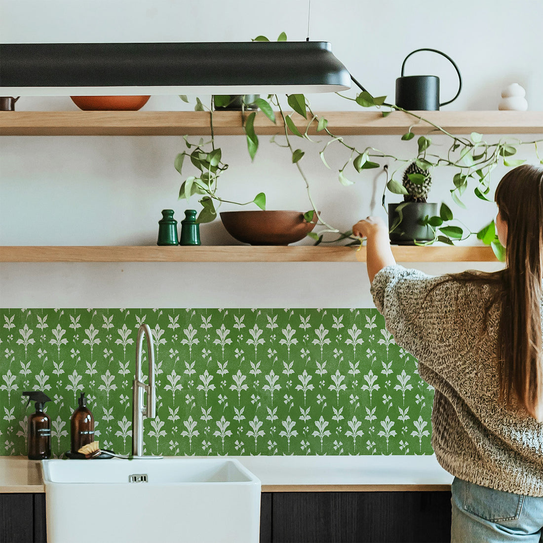 Vintage Floral Damask Backsplash