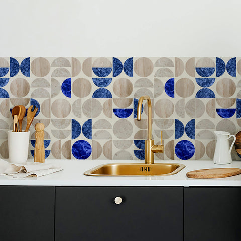 Paraschizzi con motivo geometrico a effetto marmo blu