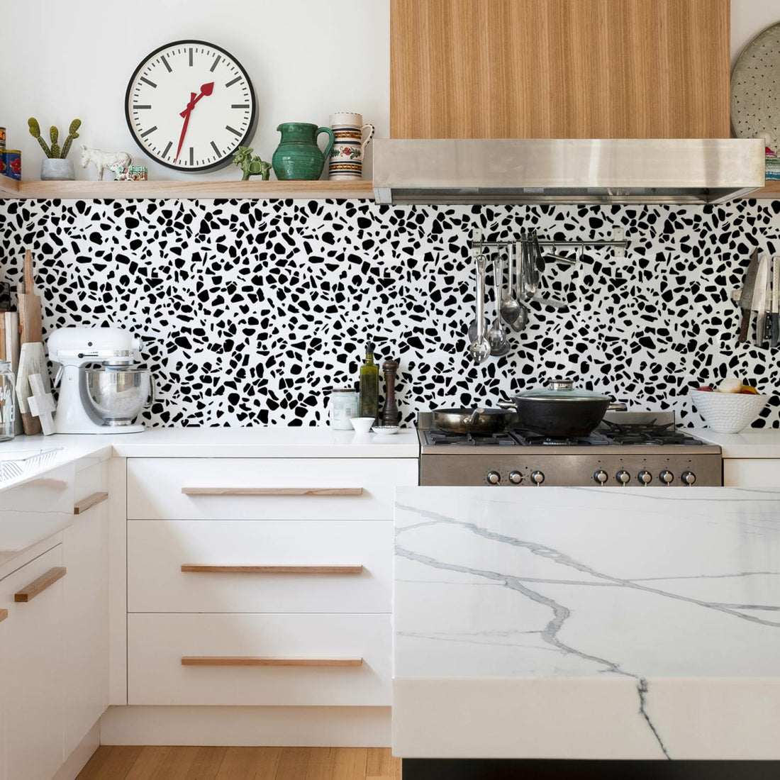 minimal black and white design backsplash for modern kitchen