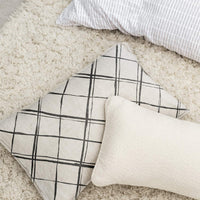 fashionable stripe print fabric pillowcase in black and white