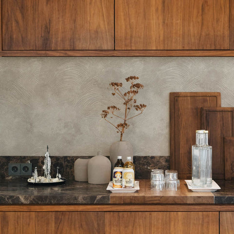 Minimalistische Limewash-Textur-Küchenrückwand