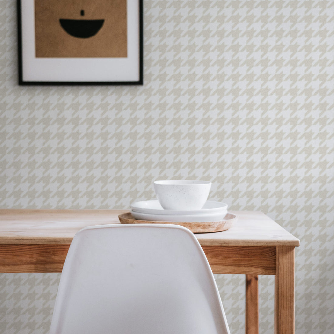 elegant light beige houndstooth wallpaper in dining room