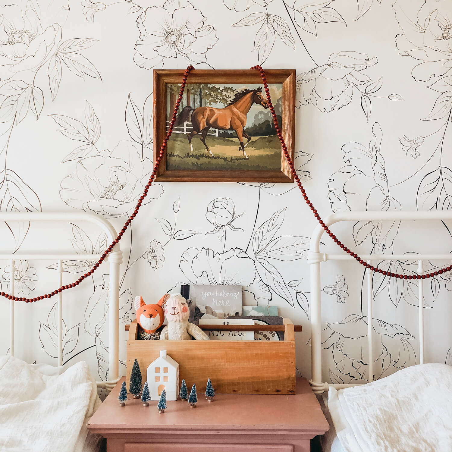 Oversized floral design removable wallpaper | Livettes | Livettes Wallpaper