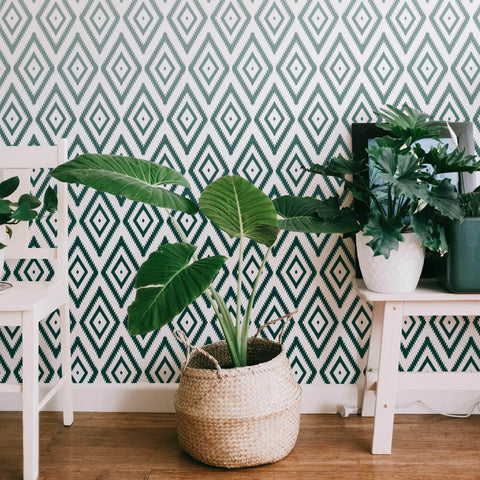 Green ombre aztec design wallpaper